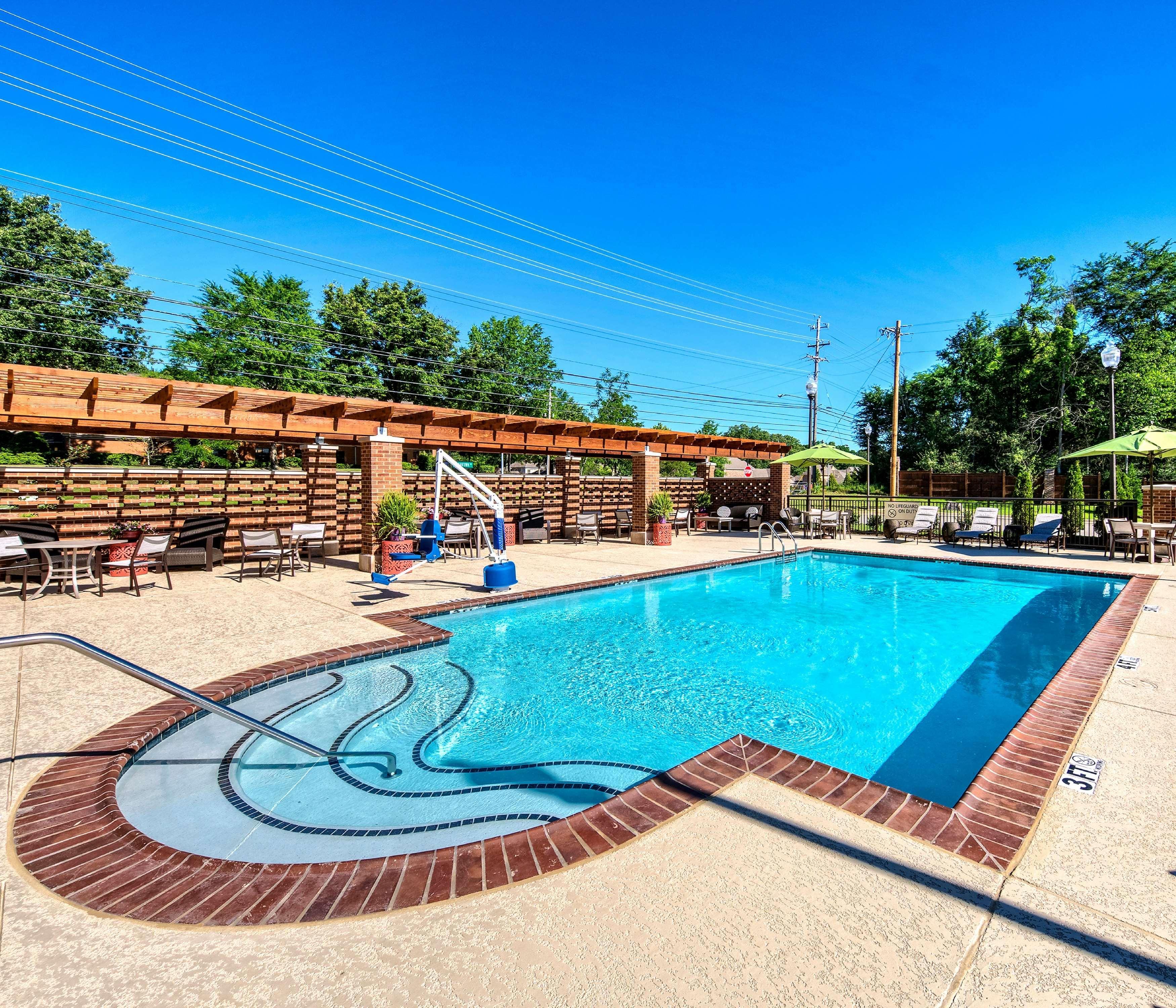 Hampton Inn & Suites Memphis Germantown Exterior photo